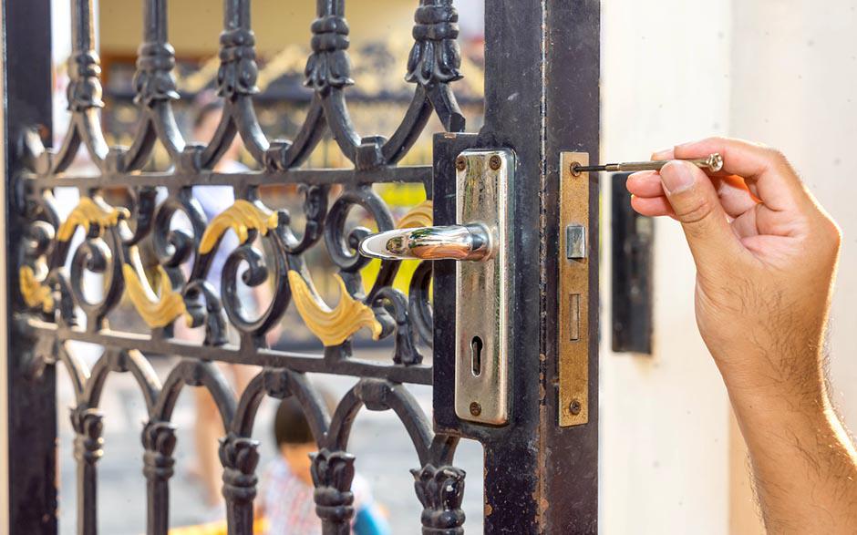 changer serrure porte Gentilly